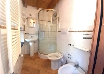 15.jpg - Porzione di casa Avegno - foto 15