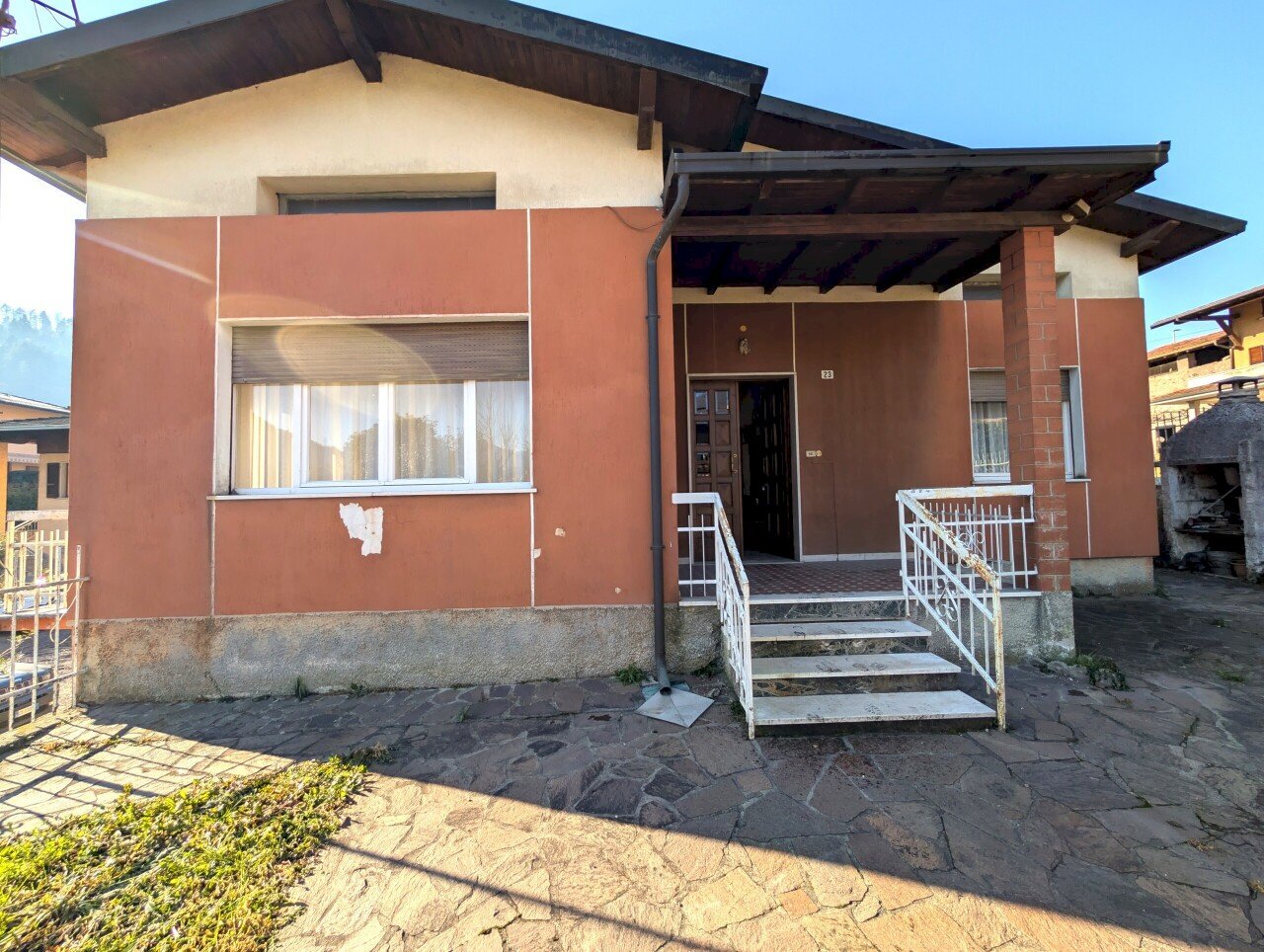 PXL_20260121_102618301.jpg - Villa Via Angelo Passerini 23, Vestone - foto 2