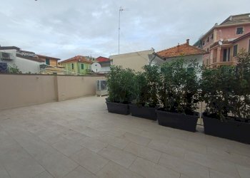 20260131_121000.jpg - Trilocale Viale Dante Alighieri 27, Sestri Levante - foto 4