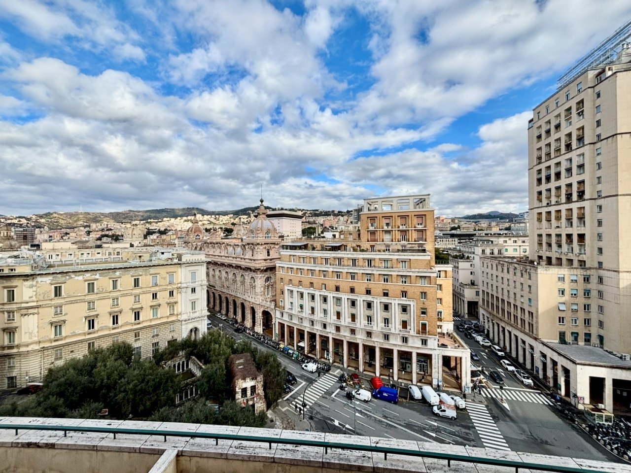 IMG_8479.jpg - Ufficio Piazza Dante 10/5, Genova (zona Carignano) - foto 3