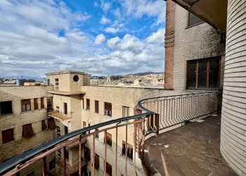 IMG_8491.jpg - Ufficio Piazza Dante 10/5, Genova (zona Carignano) - foto 10