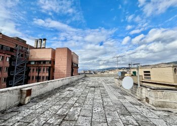 IMG_8493.jpg - Ufficio Piazza Dante 10/5, Genova (zona Carignano) - foto 20