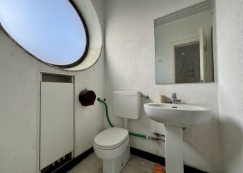 IMG_8461.jpg - Ufficio Piazza Dante 10/5, Genova (zona Carignano) - foto 27