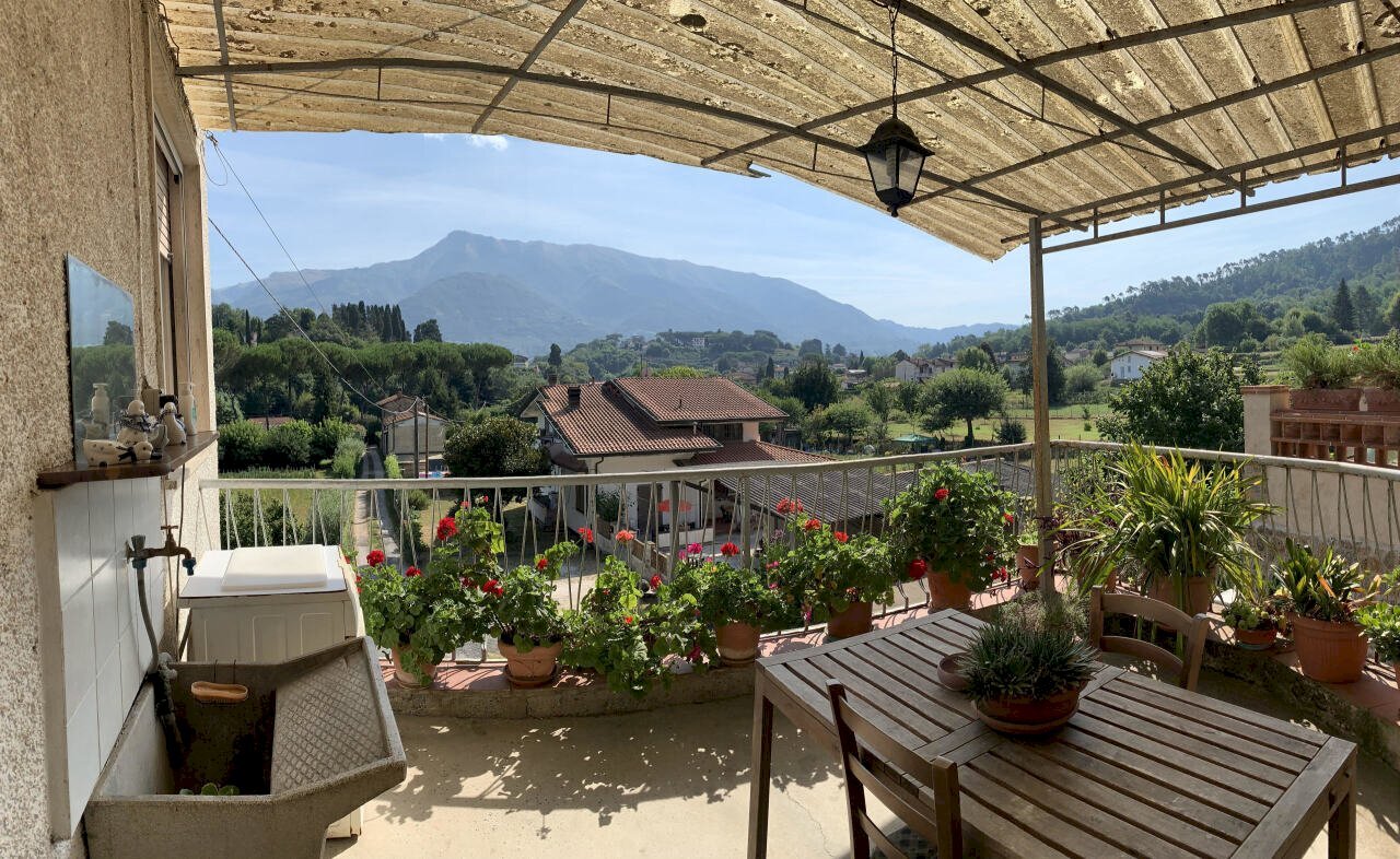 3.jpg - Rustico Camaiore - foto 1