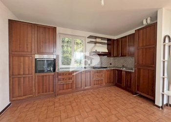 cucina - Villa a Schiera Via San Rocco 9, Laveno-Mombello - foto 6