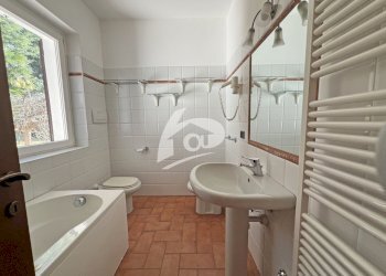 bagno vasca - Villa a Schiera Via San Rocco 9, Laveno-Mombello - foto 15