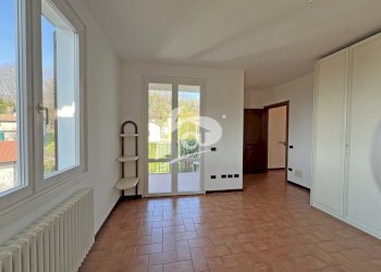 camera da letto - Villa a Schiera Via San Rocco 9, Laveno-Mombello - foto 18