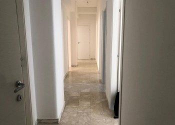 Corridoio - Appartamento VIA OGLIO, Siracusa - foto 10