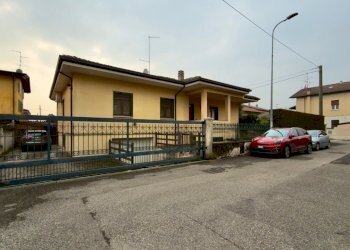 IMG_3619.jpg - Villa Via I Maggio, Castegnato - foto 18