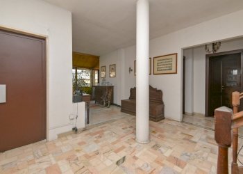 Ventimiglia 1.JPG - Attico Via Ventimiglia 76, Torino (zona Nizza Millefonti) - foto 15