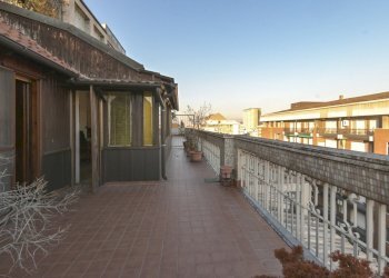 Ventimiglia 2-7.JPG - Attico Via Ventimiglia 76, Torino (zona Nizza Millefonti) - foto 19