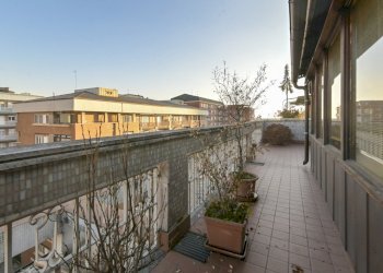 Ventimiglia 2-9.JPG - Attico Via Ventimiglia 76, Torino (zona Nizza Millefonti) - foto 21