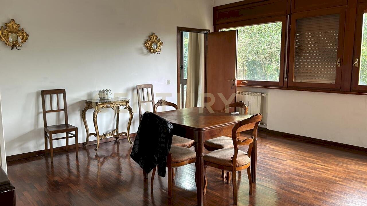 appartamento-vendita-roma-camilluccia-soggiorno (4 - Quadrilocale via della Camilluccia, Roma - foto 2