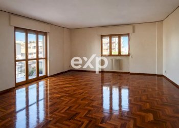 Appartamento Piazza Guglielmo Marconi, Andria - foto 2