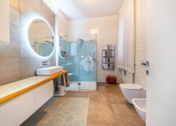 Porzione di casa Via Dimitrov, Reggio nell'Emilia - foto 23