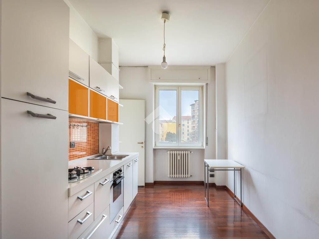 One-room apartment Via Vallarsa, Milano (neighborhood Ticinese) - photo 2