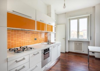 One-room apartment Via Vallarsa, Milano (neighborhood Ticinese) - photo 1