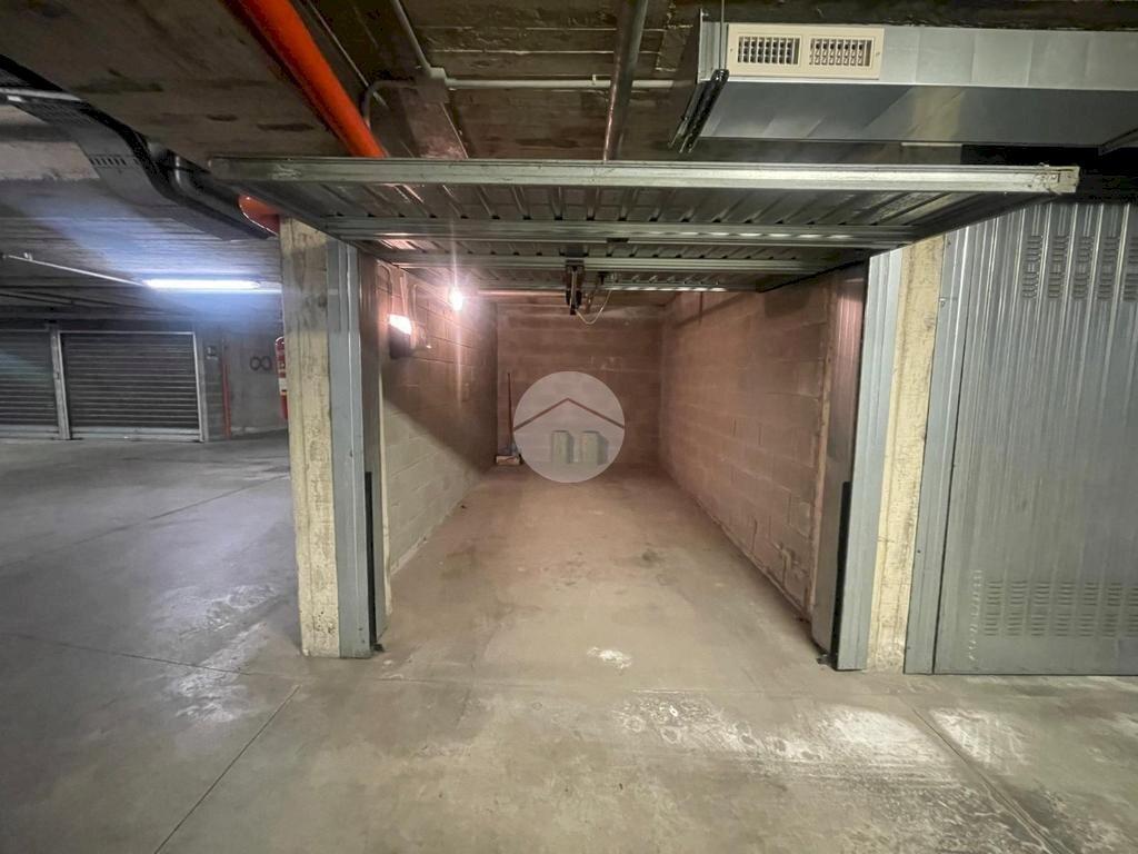 Box Via Antonio Panizzi, Milano (neighborhood Lorenteggio) - photo 2