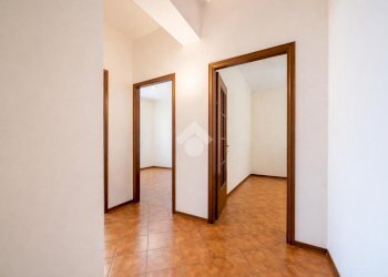 Four-room apartment Via Dacci, Parma (neighborhood Cittadella) - photo 8