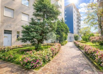 Four-room apartment Via Ninfea, Cusano Milanino - photo 1