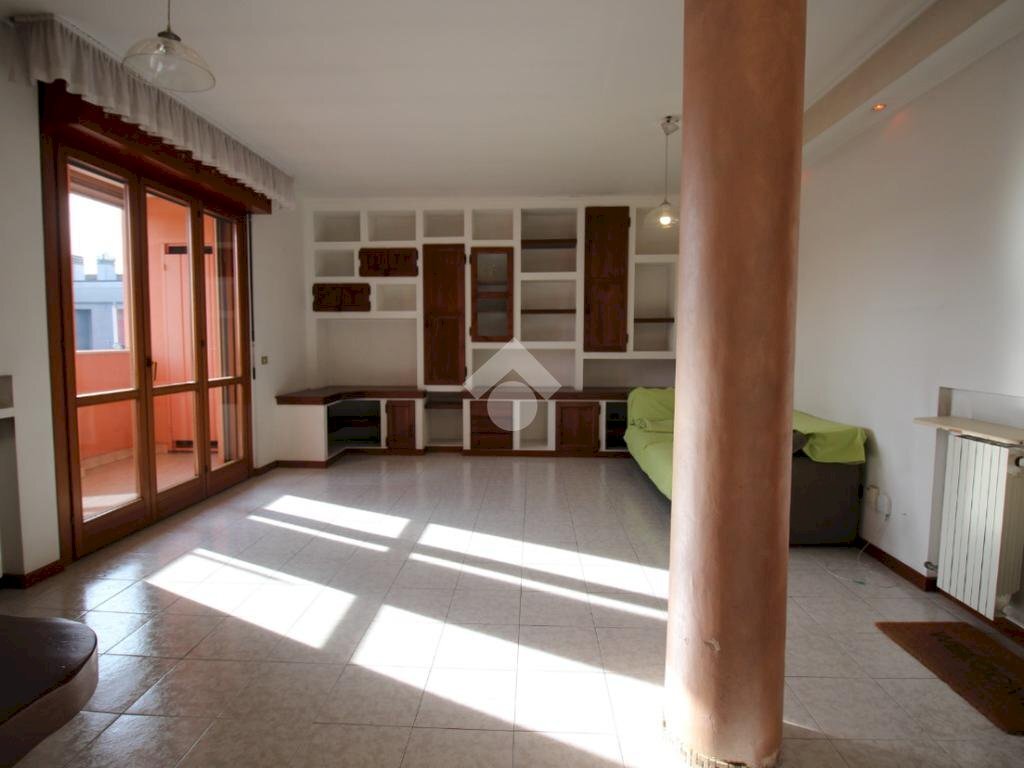 Four-room apartment Via Monte Nevoso, Rho - photo 3