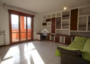 Quadrilocale Via Monte Nevoso, Rho - foto 2