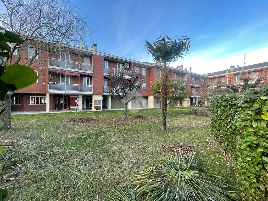 Trilocale Via Circonvallazione, Momo - foto 1