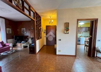 Trilocale Via Circonvallazione, Momo - foto 2