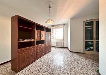 Quadrilocale via gherardo opizzoni, Tortona - foto 1