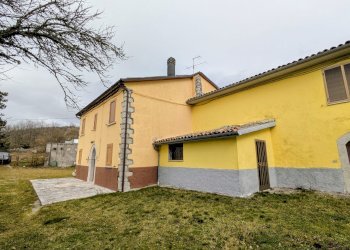 Casa indipendente Forlì del Sannio - foto 12