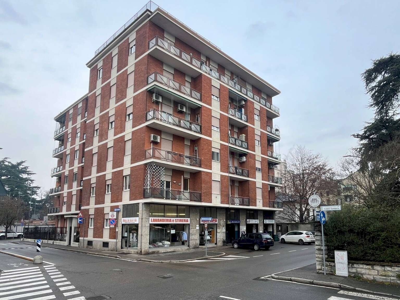 Three-room apartment Villasanta - photo 2