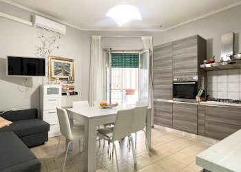 Foto 1 - Quadrilocale Viale Del Lido, Roma - foto 1