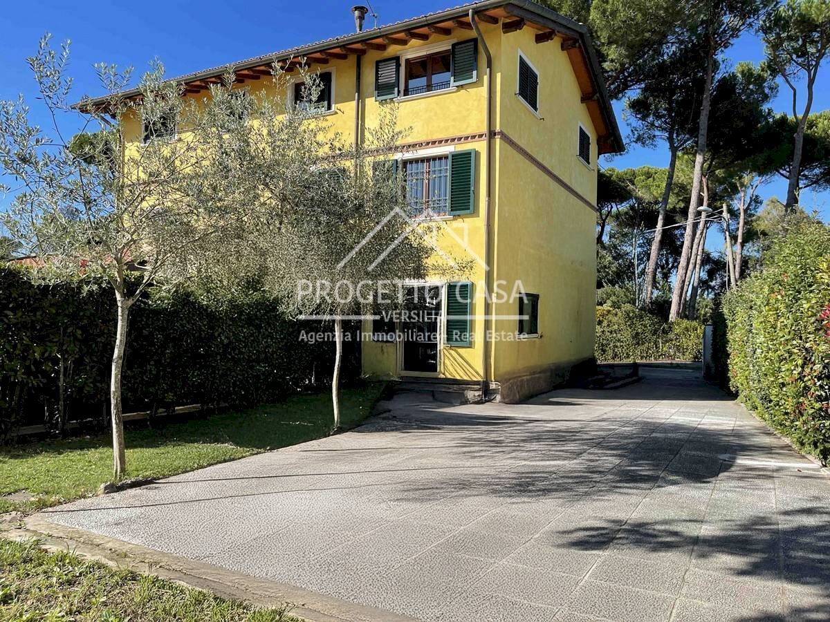 Foto 1 - Independent house via MONTEGABBERI, Pietrasanta - photo 1