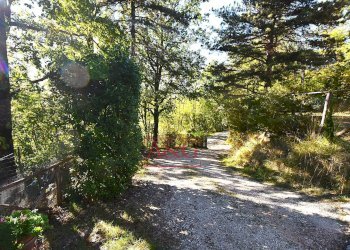 Foto 36 - Villa Via Aldo Moro
 
38, Amandola - foto 36