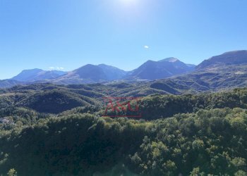 Foto 39 - Villa Via Aldo Moro
 
38, Amandola - foto 39