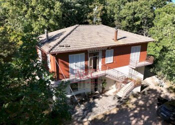 Foto 42 - Villa Via Aldo Moro
 
38, Amandola - foto 42