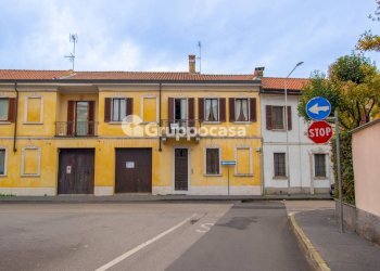 Foto 2 - Independent house via melzi
 
26, Magenta - photo 2