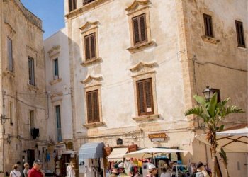 Foto 1 - Stabile - Palazzo Via Notar Enrico
 
4-6, Polignano a Mare - foto 1