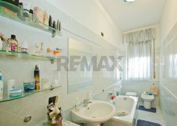 Bagno - Bilocale via Volta
 
10, Rho - foto 8