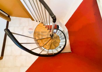 Scale - Casa indipendente Mesero - foto 9