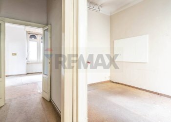 Hall / corridoio - Trilocale Via Privata Antonio Picozzi
 
1, Milano - foto 5