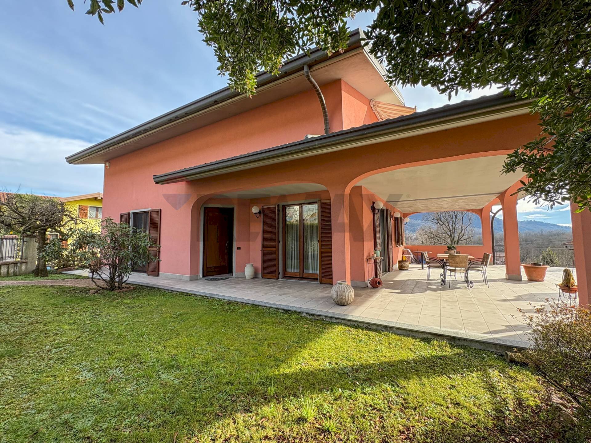 Casa all\'aperto - Semi-detached house Via Repubblica
 
24A, Cuasso al Monte - photo 1