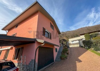 Casa all\'aperto - Casa semi indipendente Via Repubblica
 
24A, Cuasso al Monte - foto 3