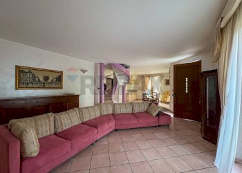 Soggiorno - Casa semi indipendente Via Repubblica
 
24A, Cuasso al Monte - foto 10