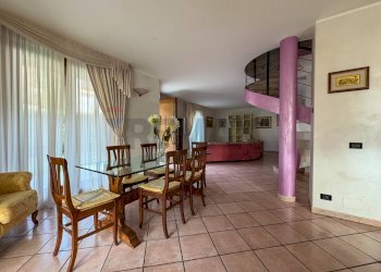 Sala da pranzo - Casa semi indipendente Via Repubblica
 
24A, Cuasso al Monte - foto 13