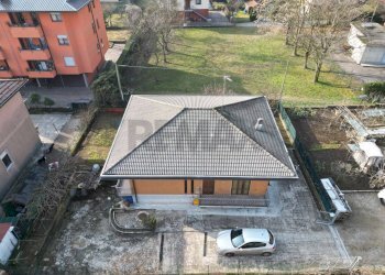 Casa all\'aperto - Villa Via Giovanni Pascoli
 
19, Arcisate - photo 3