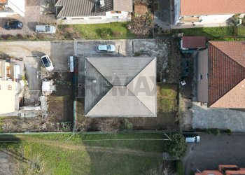 Posizione della mappa - Villa Via Giovanni Pascoli
 
19, Arcisate - photo 5