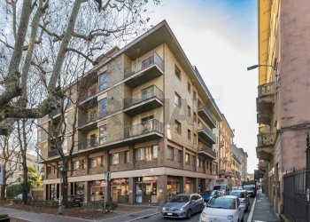 Edificio all\'aperto - Quadrilocale VIA CAVOUR
 
44, Varese - foto 1