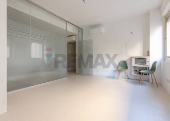 Stanza vuota - Quadrilocale VIA CAVOUR
 
44, Varese - foto 5