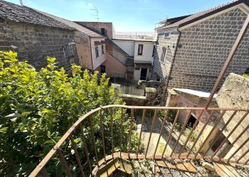 Balcone - Casa indipendente Vicolo Vincenzo Madonna
 
8, Caserta - foto 12